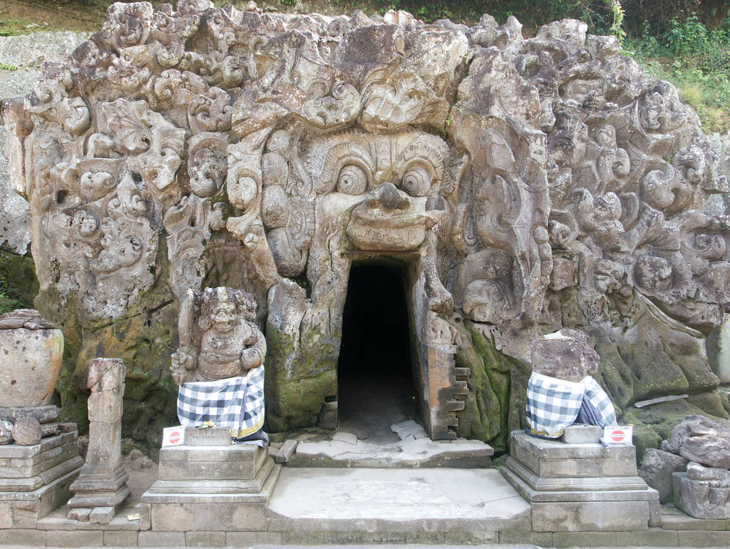 Goa Gajah Eingang zur Höhle