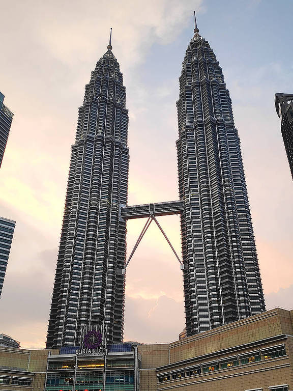 Twins Towers bei Sonnenuntergang