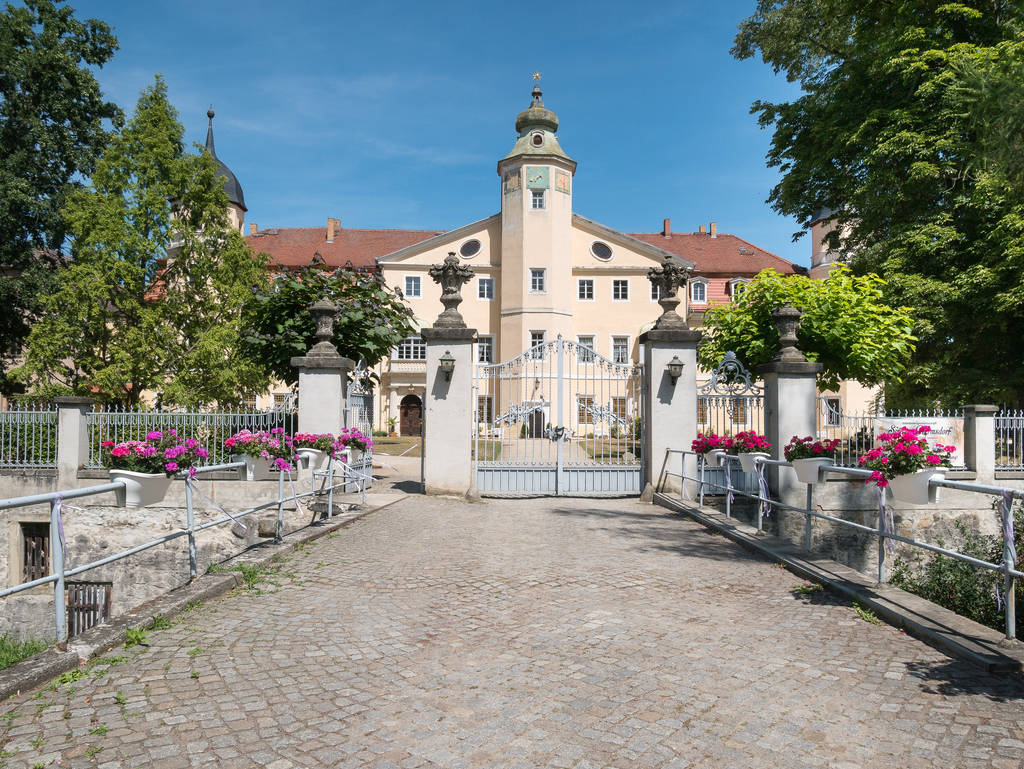 Eingangsbereich Schloss Hermsdorf
