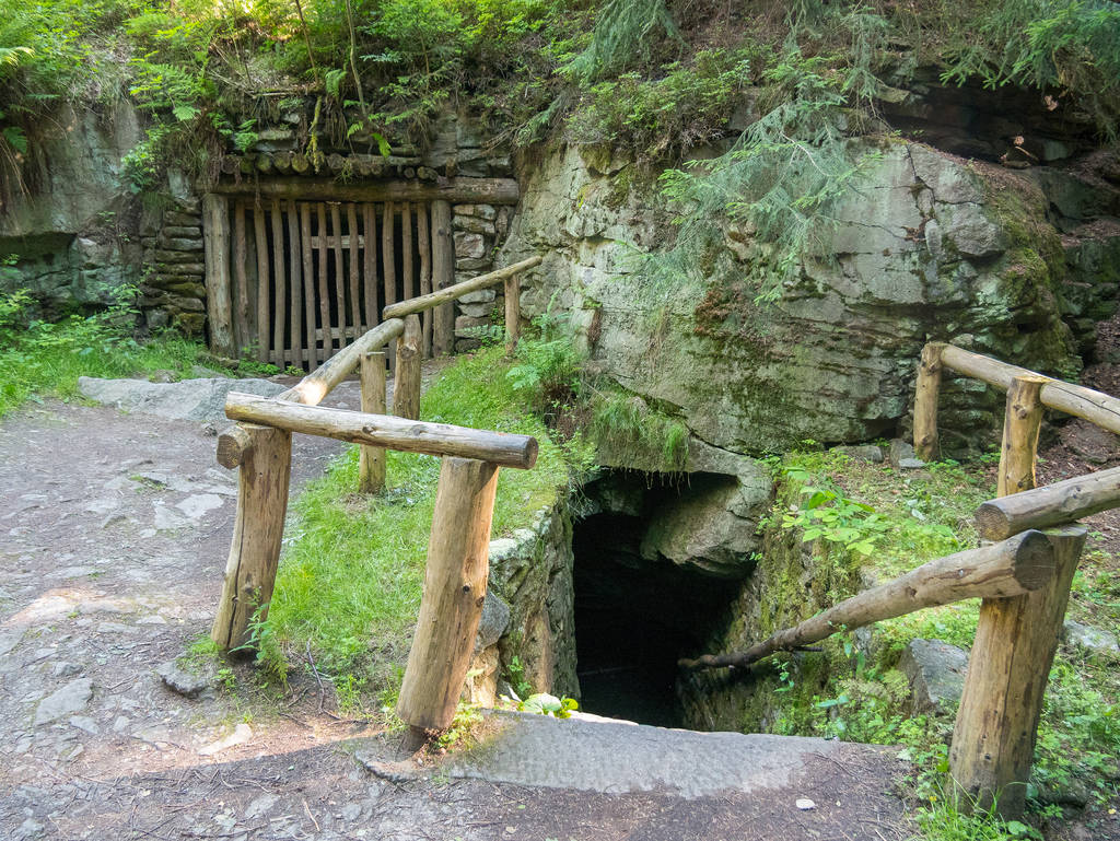 Eingang zur Stulpnerhöhle